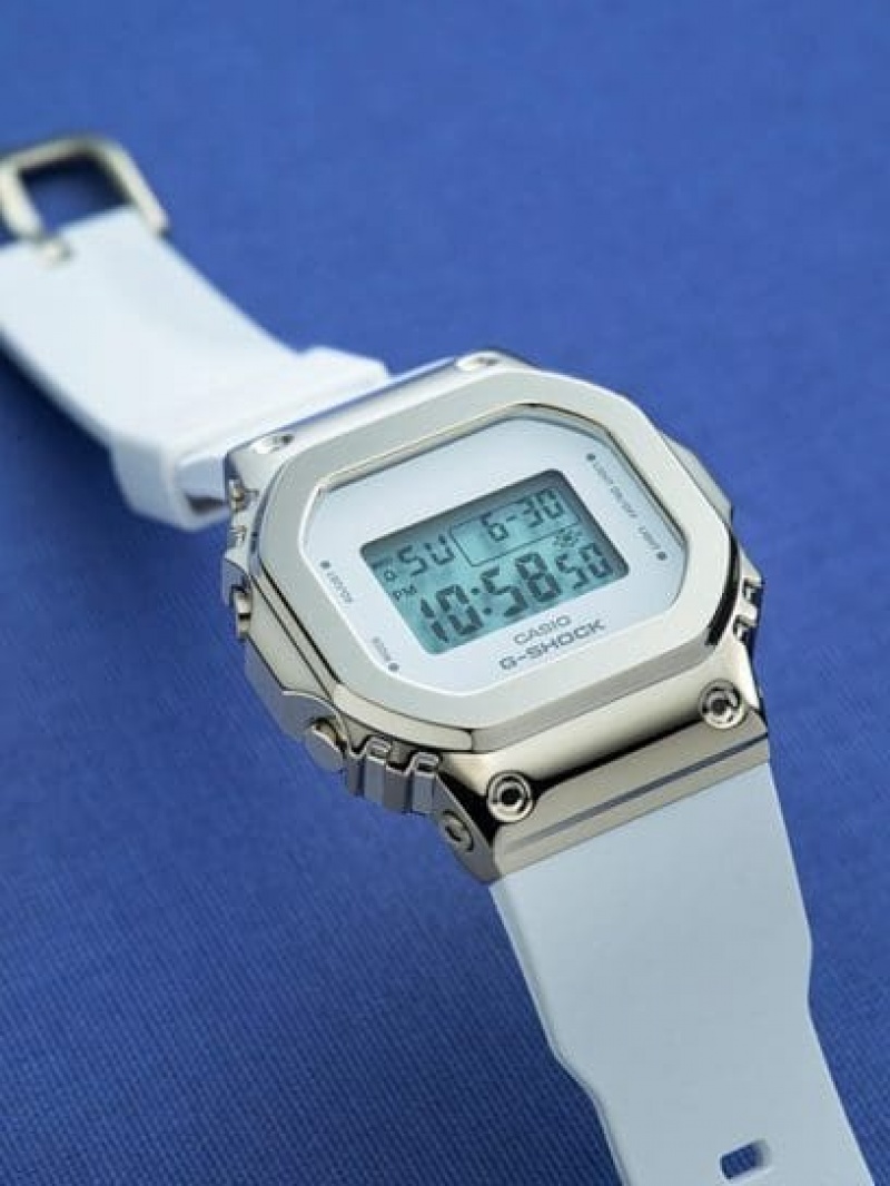 Casio GMS5600G-7 | SN-CSO84545